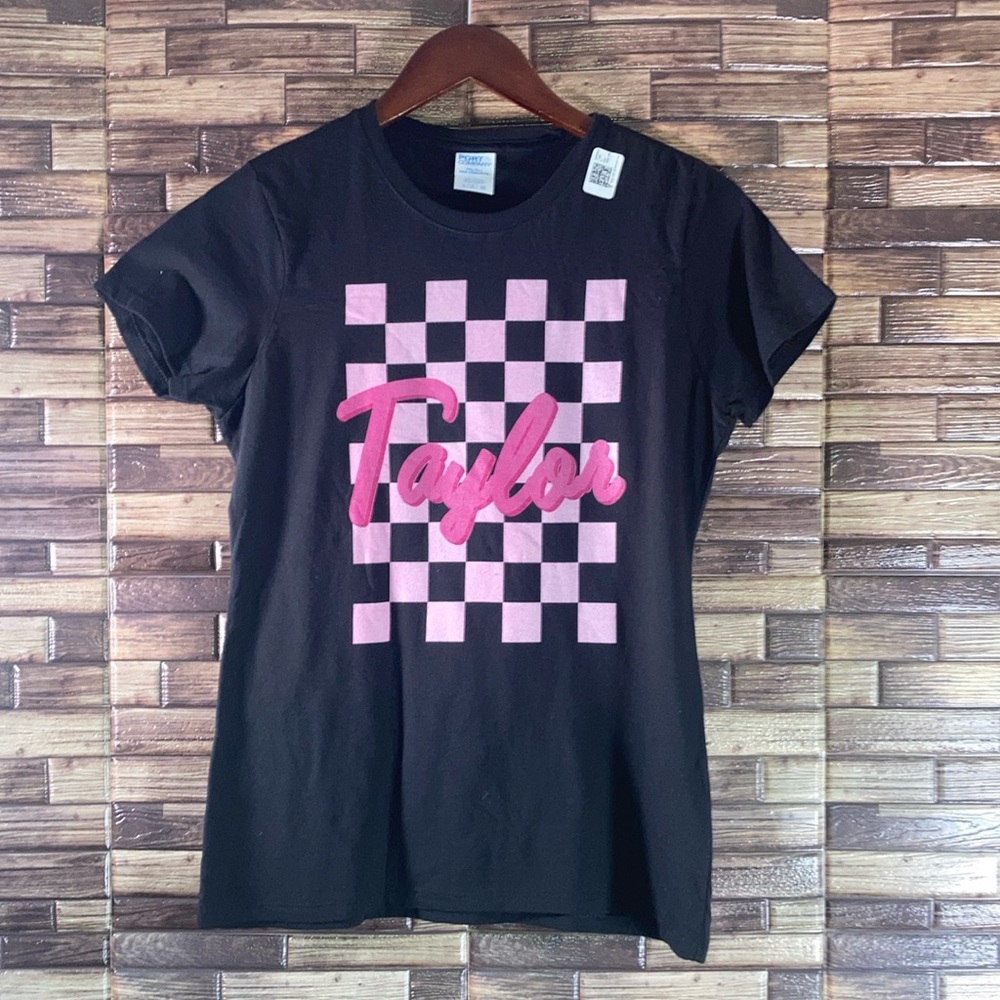 NWT Womens Port & Company Retro Style Taylor Black Small Tee